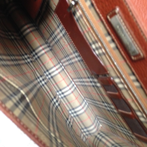 Authentic Burberrry, Brown Leather Large Briefcase - Picture 8 of 13